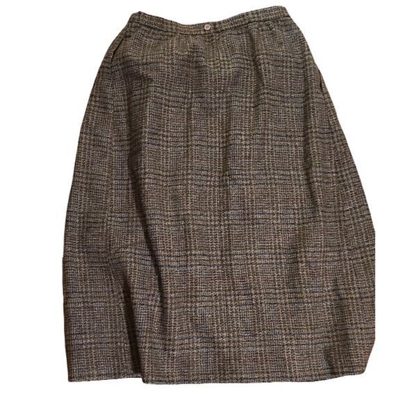 SOLD ! Vintage Wool Plaid Midi Skirt - Picture 2 of 8